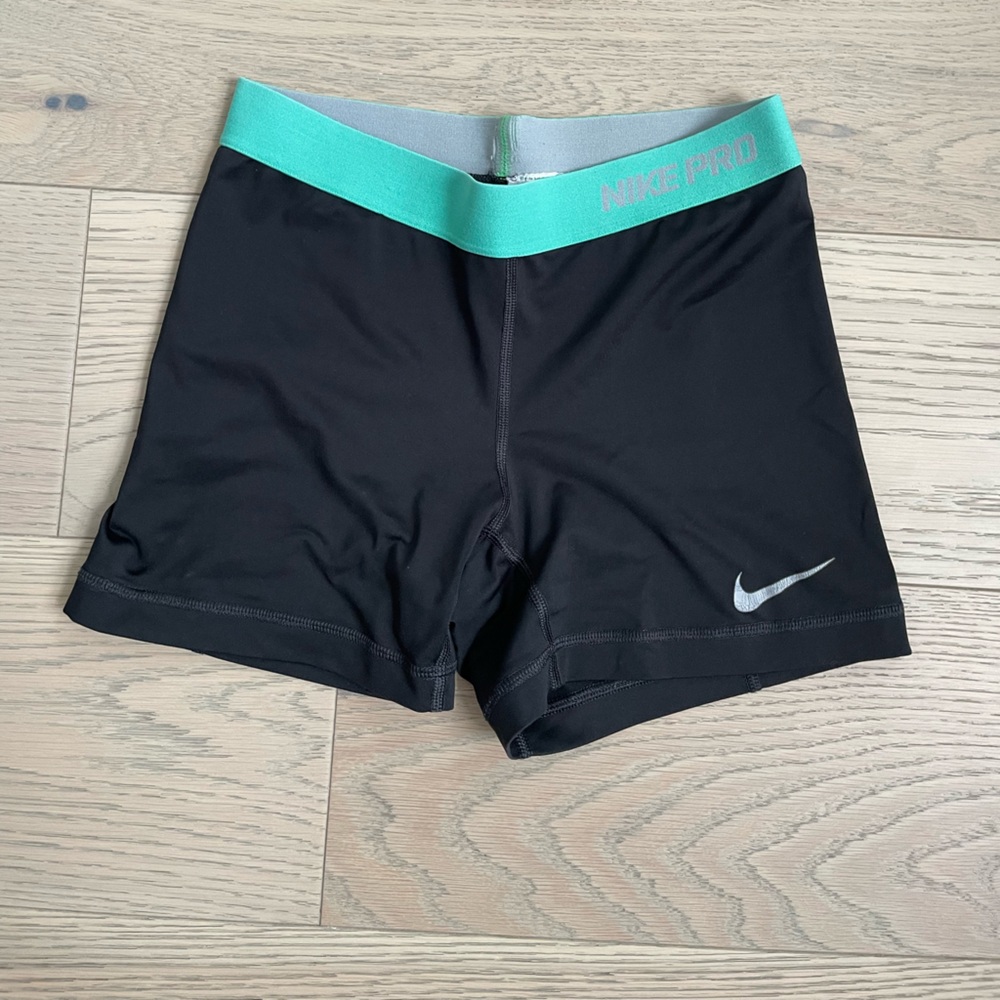 Shorts bundle - Picture 2 of 4